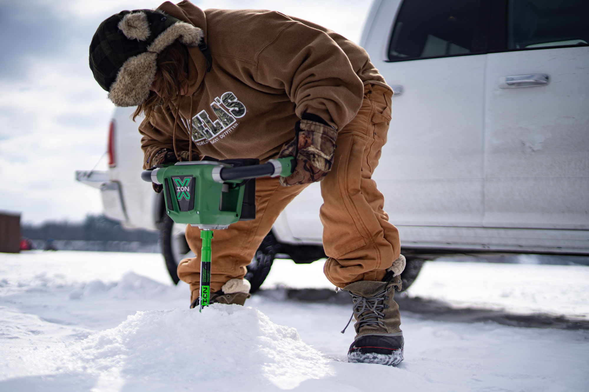 Ice fishing auger